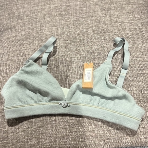 Skims Lace Pointed plunge bralette - Picture 3 of 5